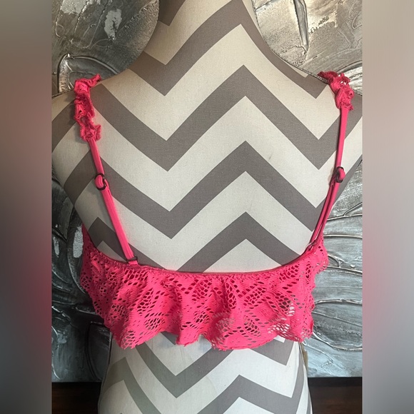 Becca Hot Pink Bikini Swim Top Bra Top Size Medium - Picture 5 of 9
